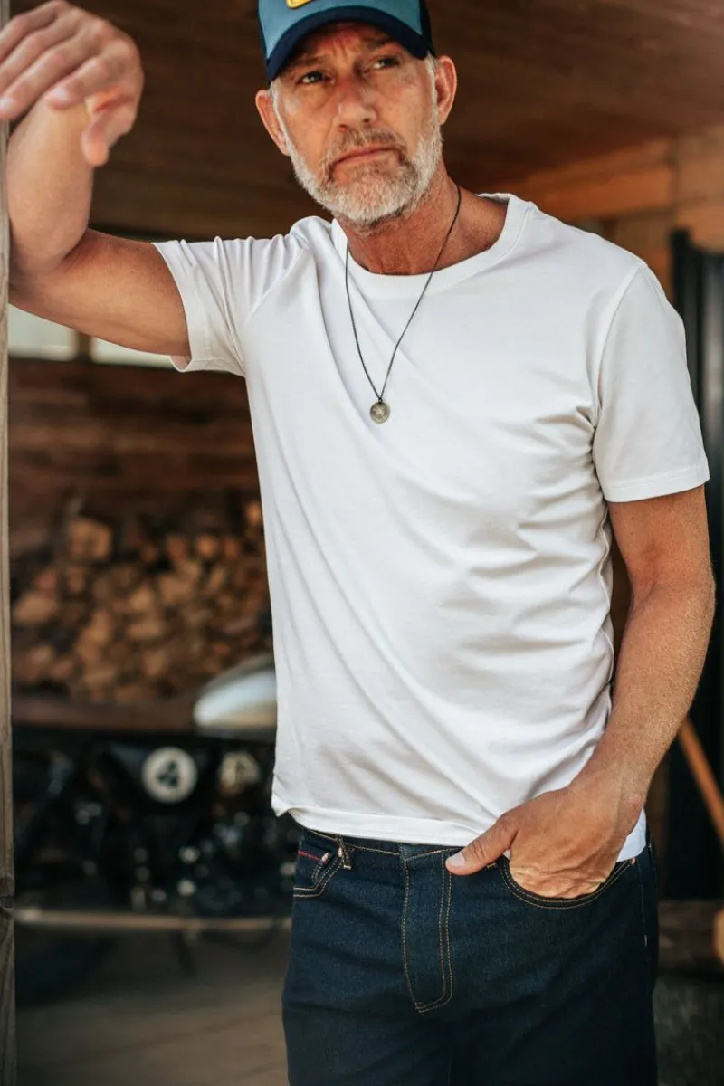 &SONS Essentials T-Shirt White Shop